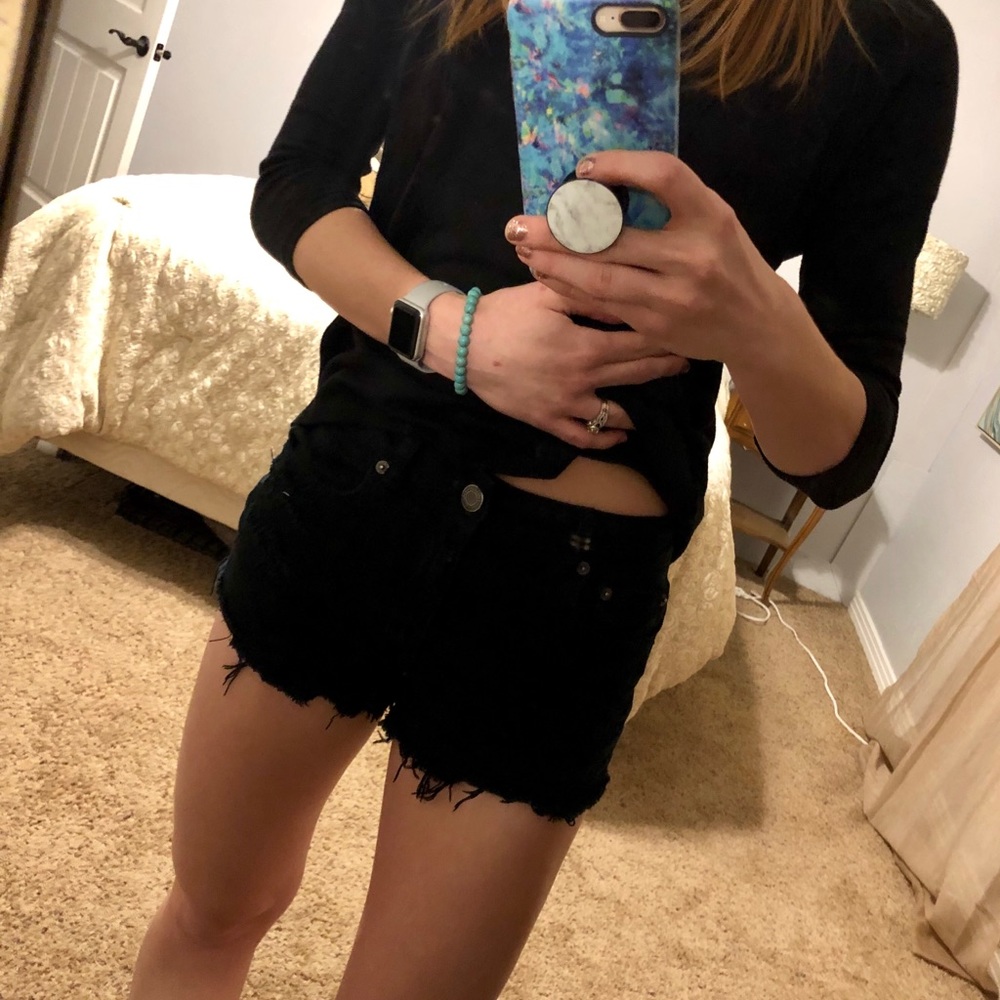 American eagle black jean shorts size 6